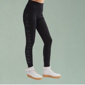 Women’s Nike Sportswear Essential Leggings XS Black